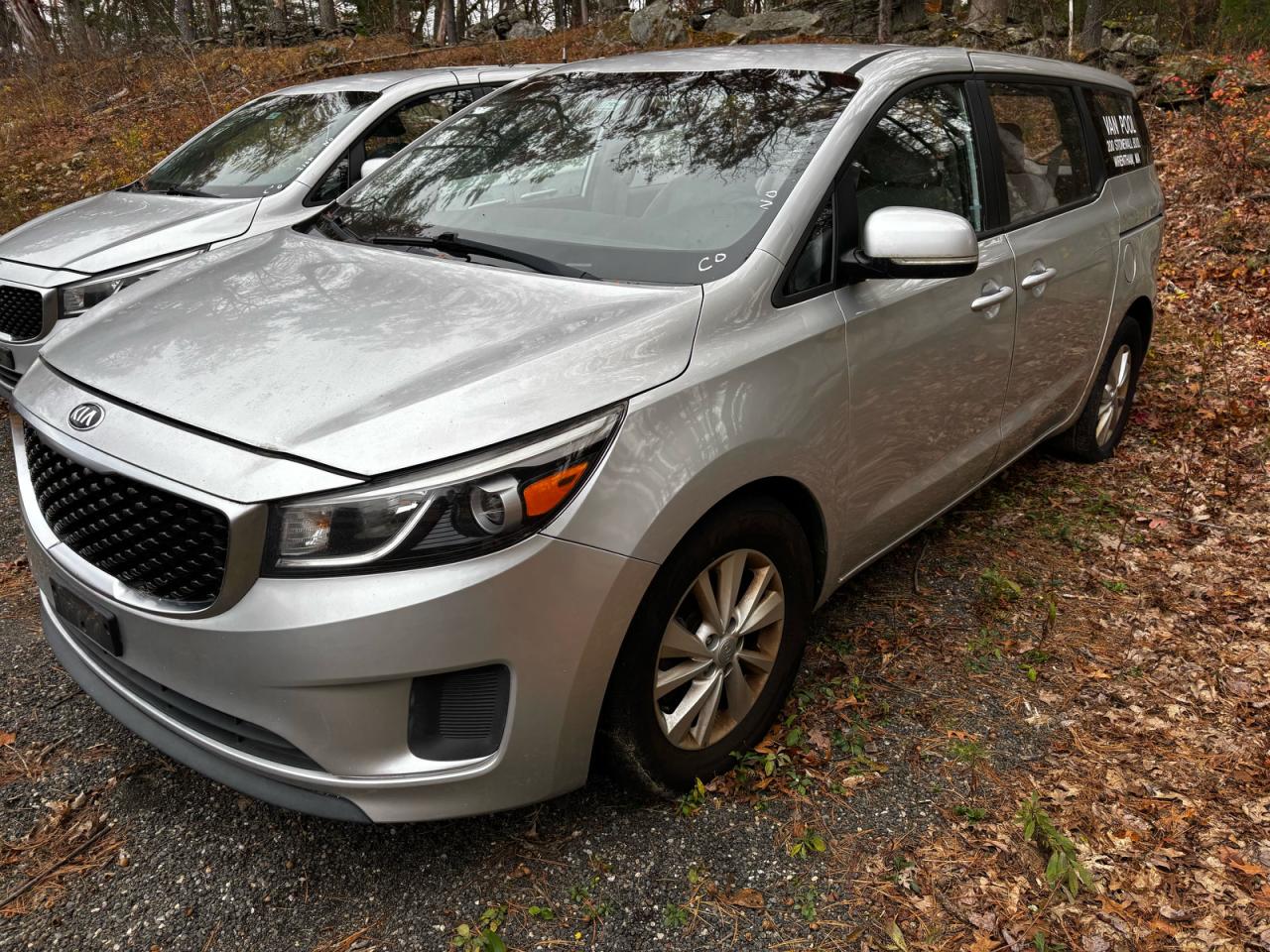 KIA SEDONA L