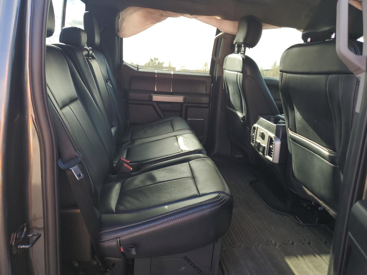 FORD F-350 SUPER DUTY