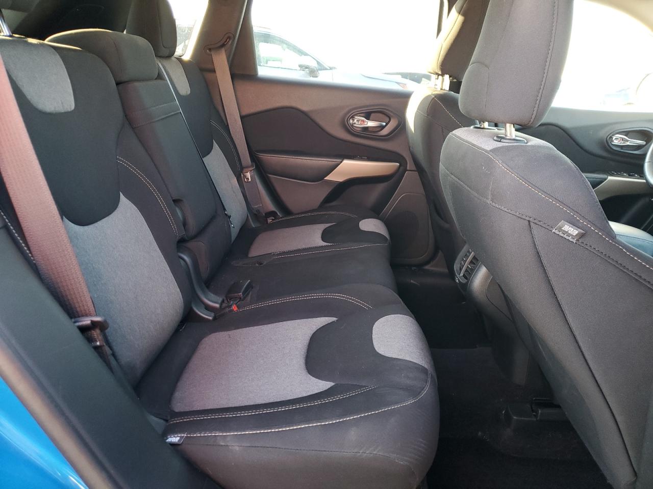 JEEP GRAND CHEROKEE LATITUDE