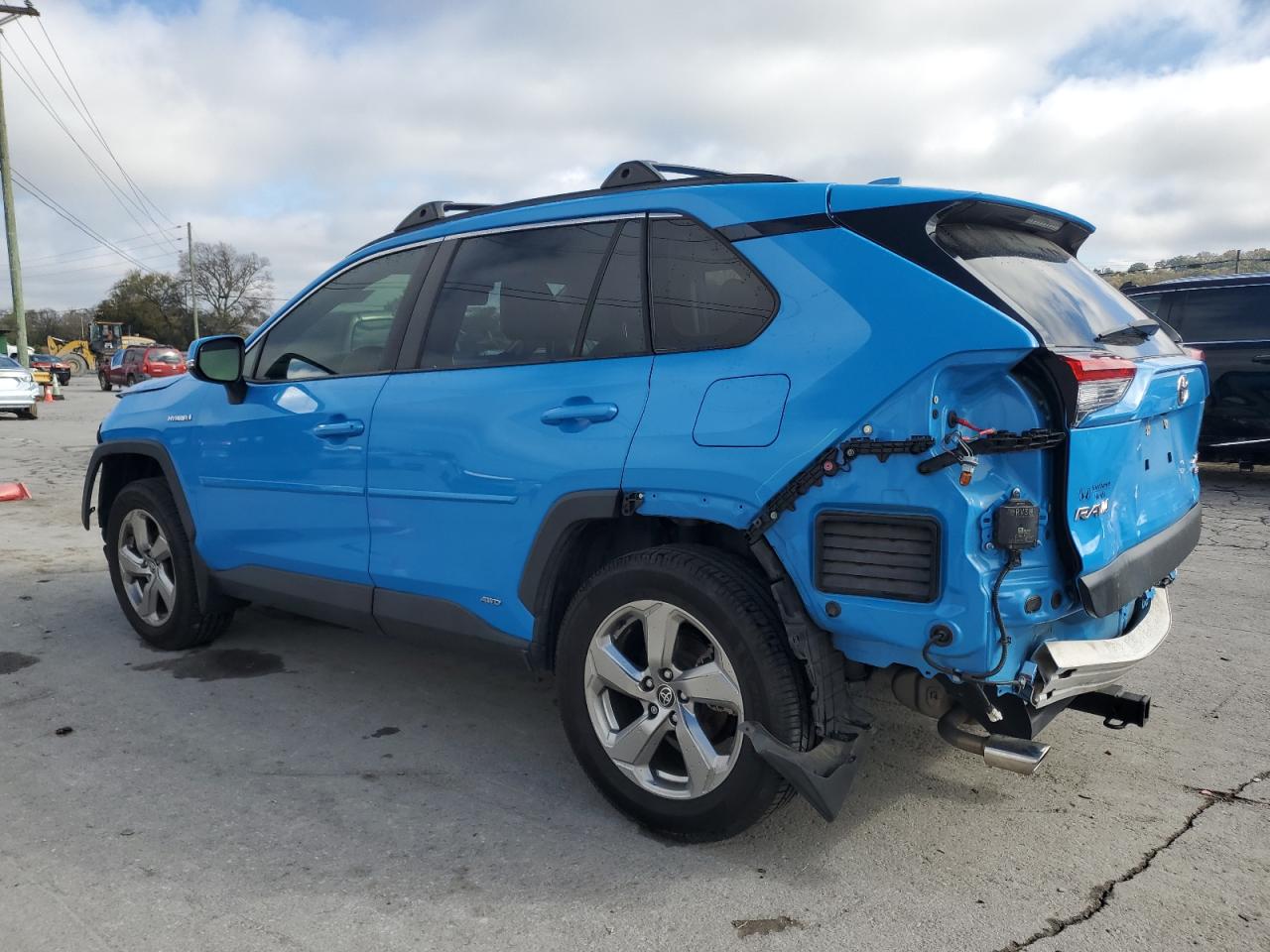 TOYOTA RAV4 XLE PREMIUM