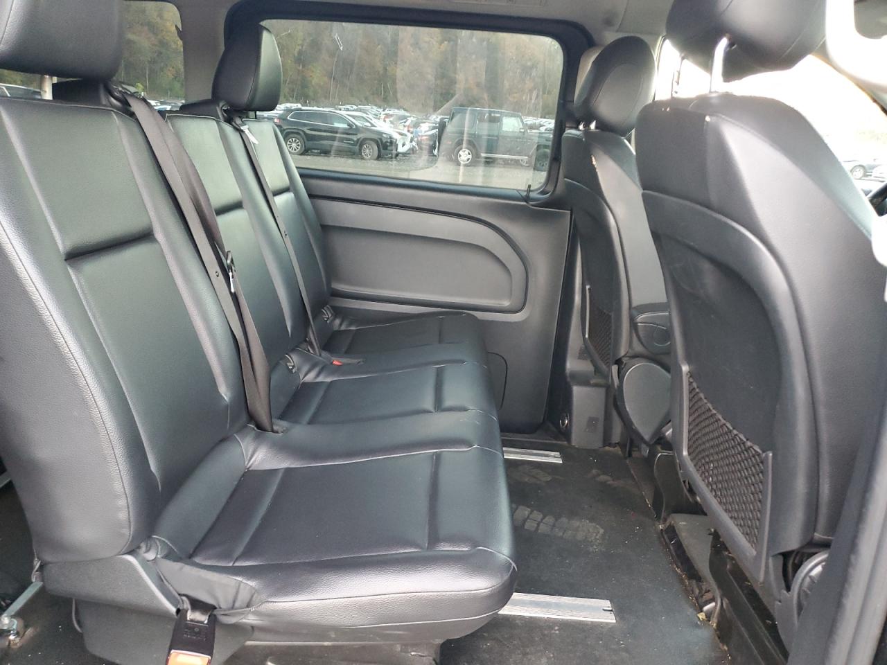 MERCEDES-BENZ METRIS