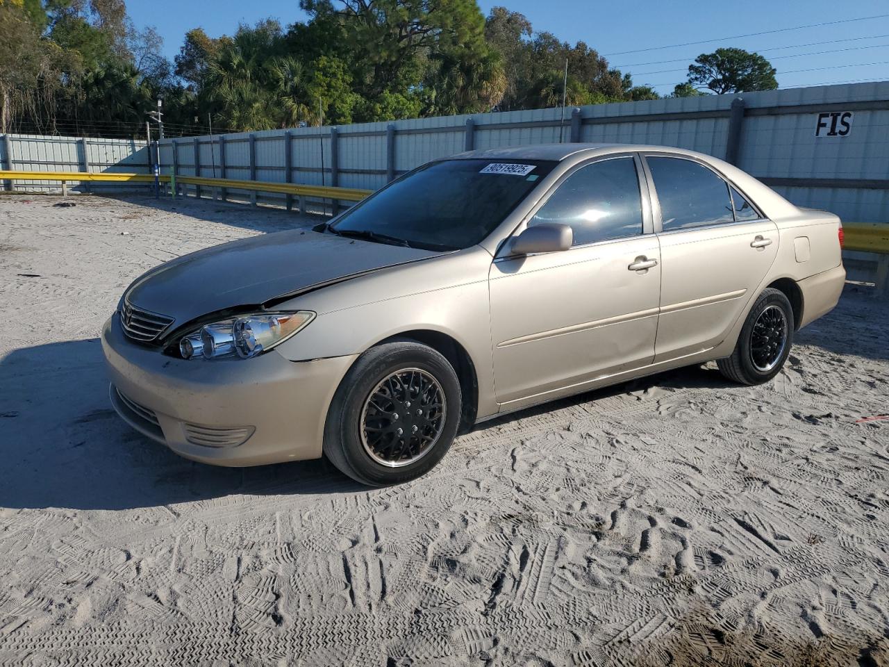 Lot #3311673315 2005 TOYOTA CAMRY LE