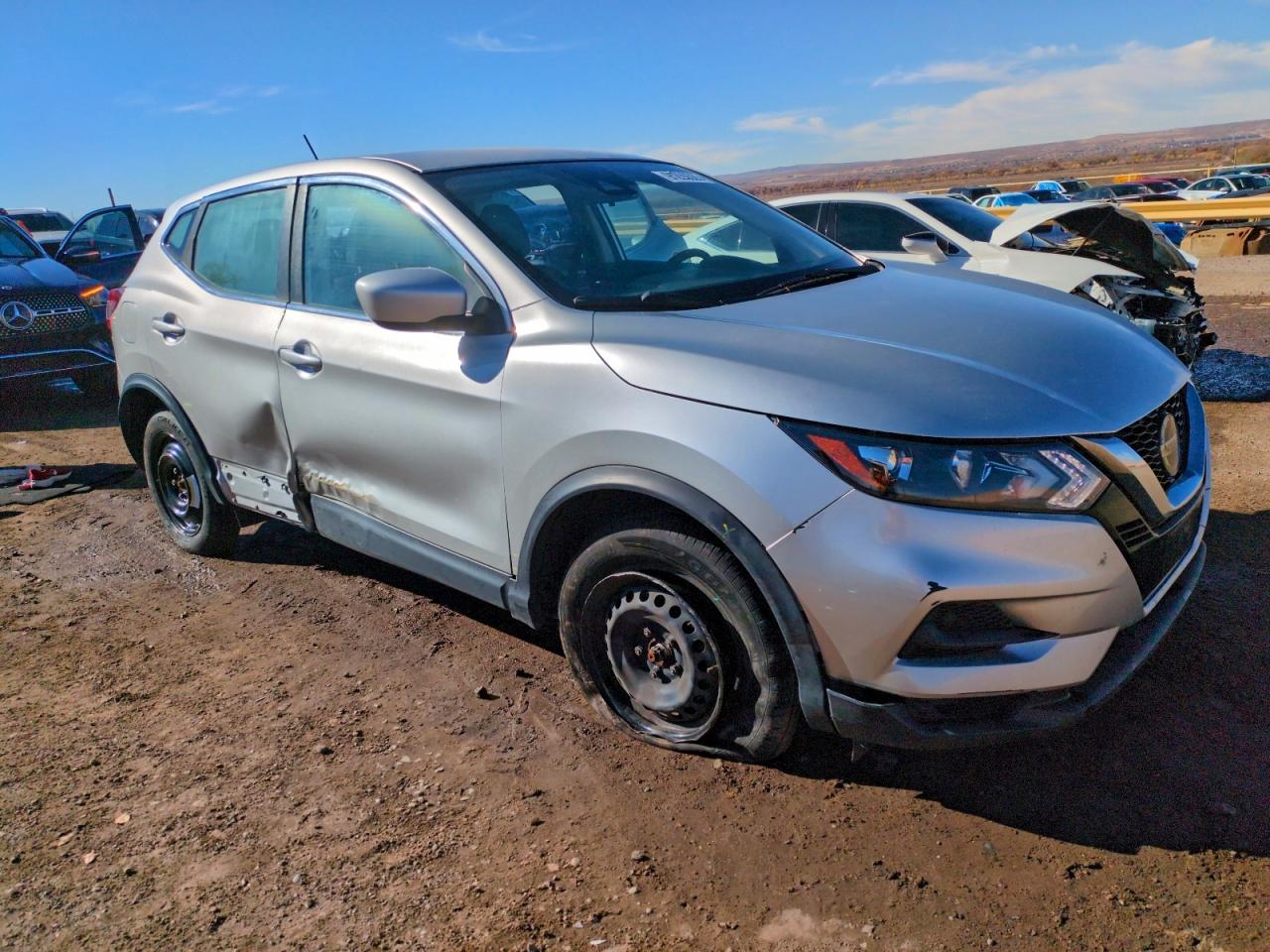 NISSAN ROGUE SPORT S