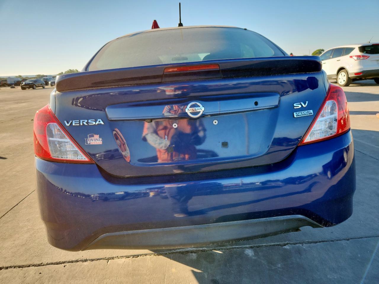 NISSAN VERSA S