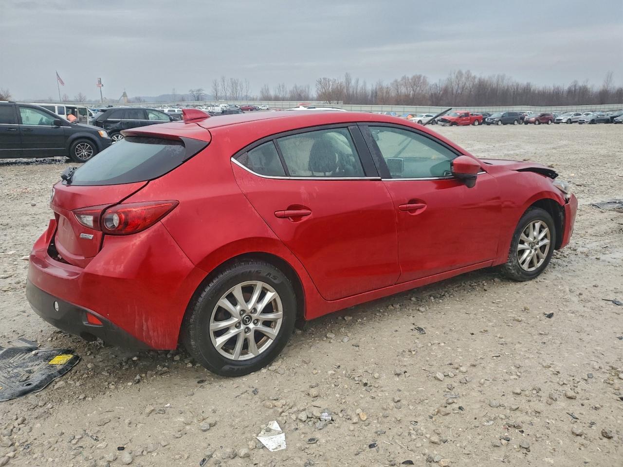 MAZDA 3 GRAND TOURING