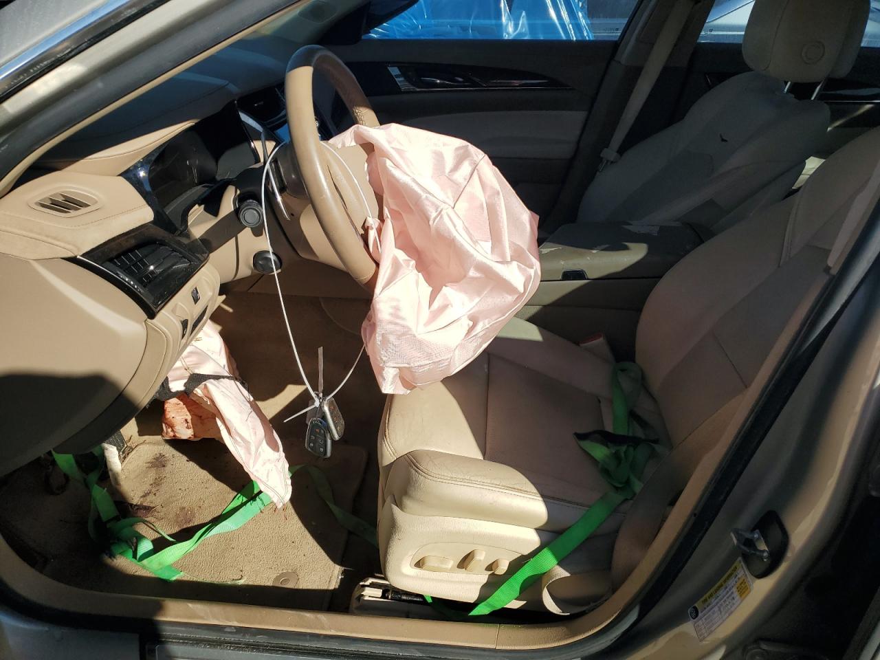 CADILLAC CTS LUXURY COLLECTION