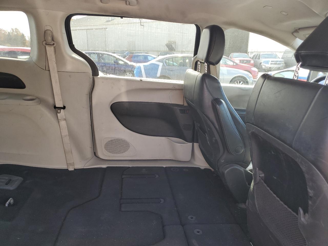 CHRYSLER VOYAGER LXI