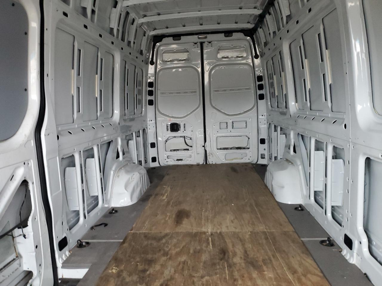 MERCEDES-BENZ SPRINTER 2500