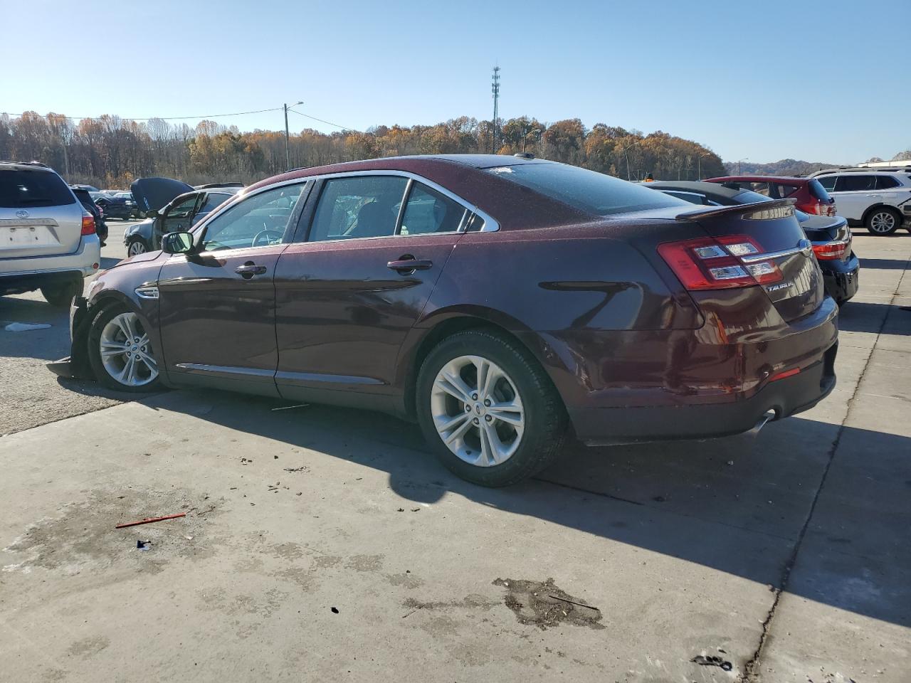 Lot #3301822364 2018 FORD TAURUS SEL