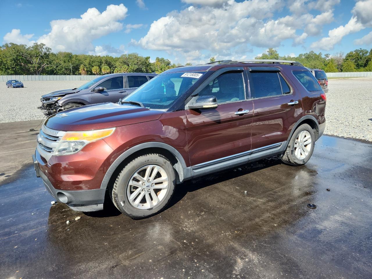 FORD EXPLORER XLT