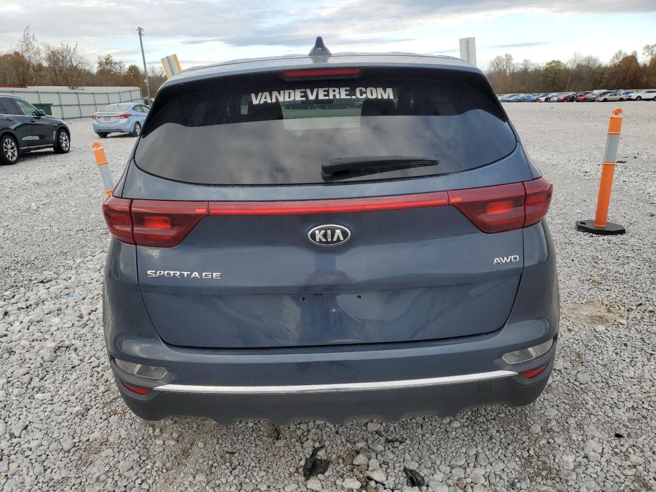 KIA SPORTAGE LX