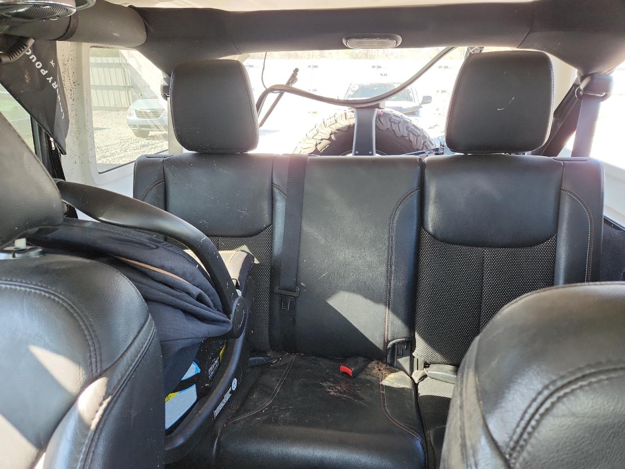 JEEP WRANGLER SAHARA