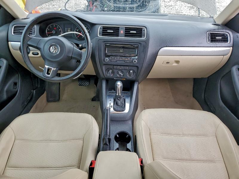 2013 VOLKSWAGEN JETTA SE #3304738941