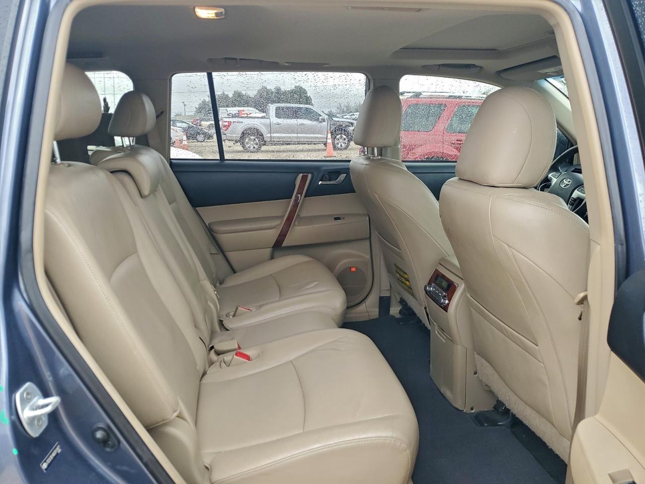 TOYOTA HIGHLANDER HYBRID LIMITED