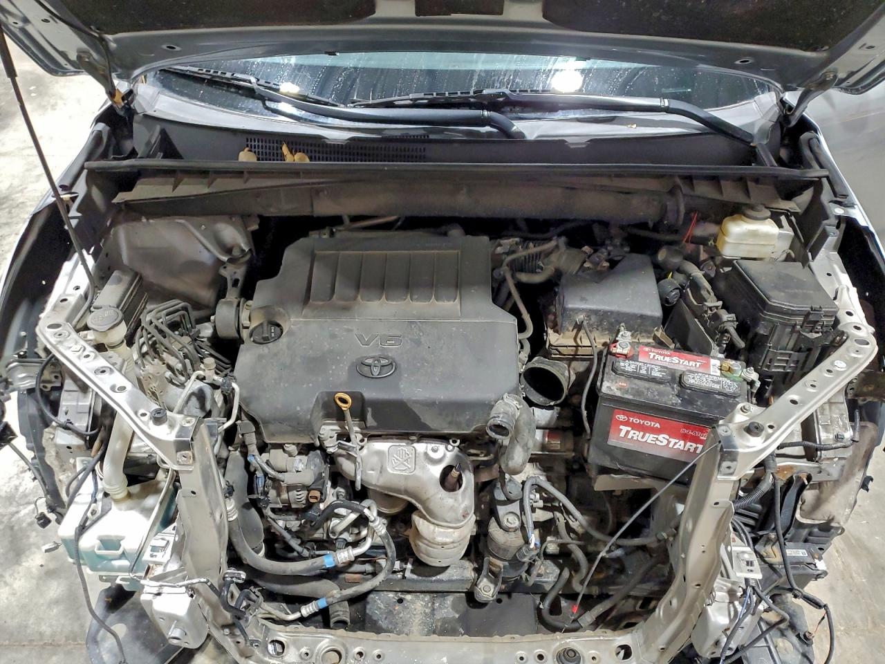 TOYOTA HIGHLANDER XLE