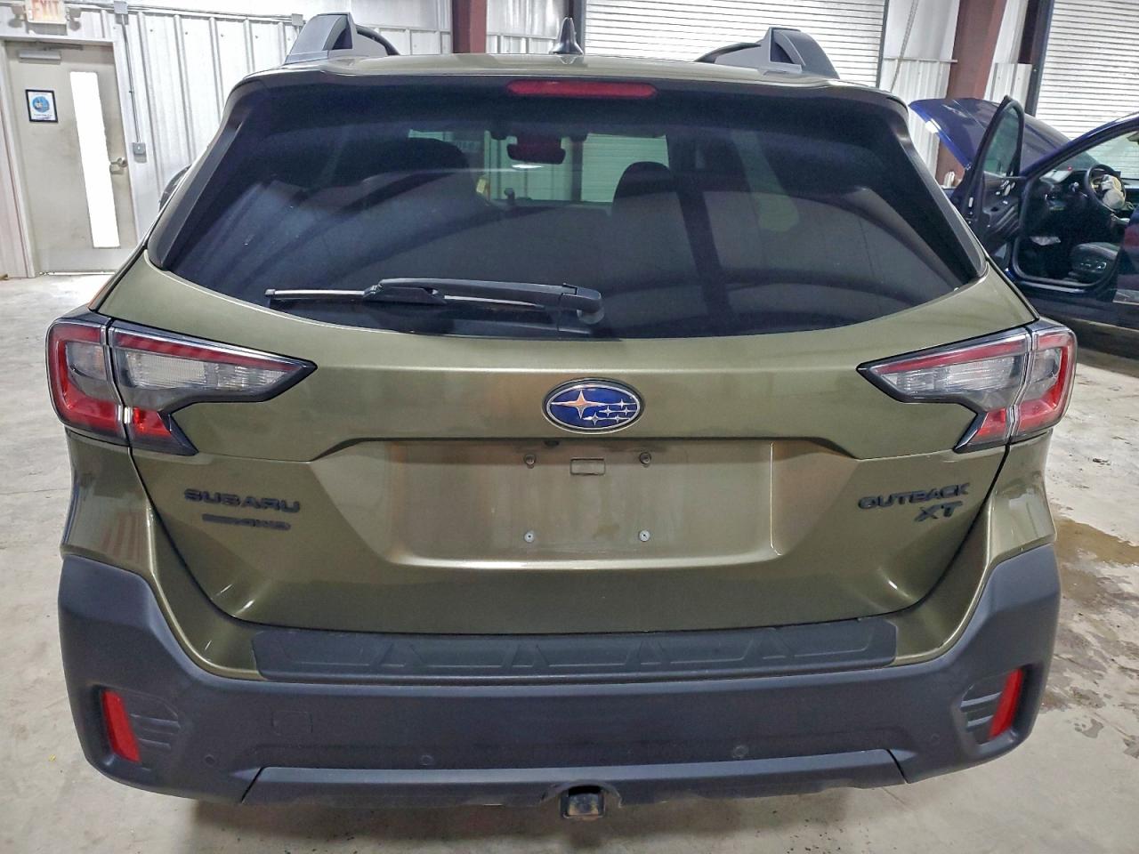 SUBARU OUTBACK ONYX EDITION XT