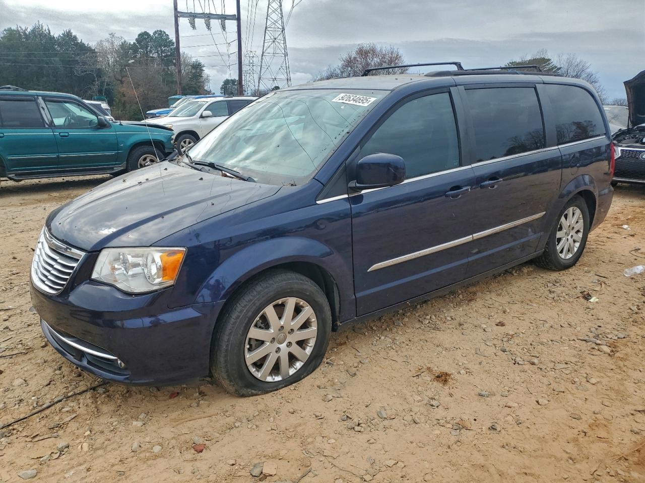 Lot #3297063502 2015 CHRYSLER TOWN & COU