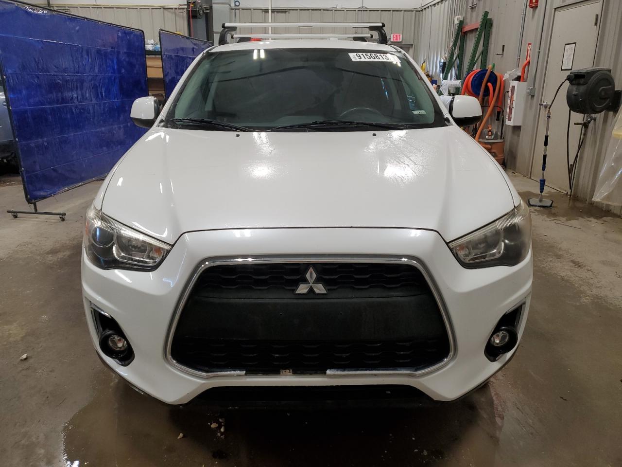 MITSUBISHI OUTLANDER ES