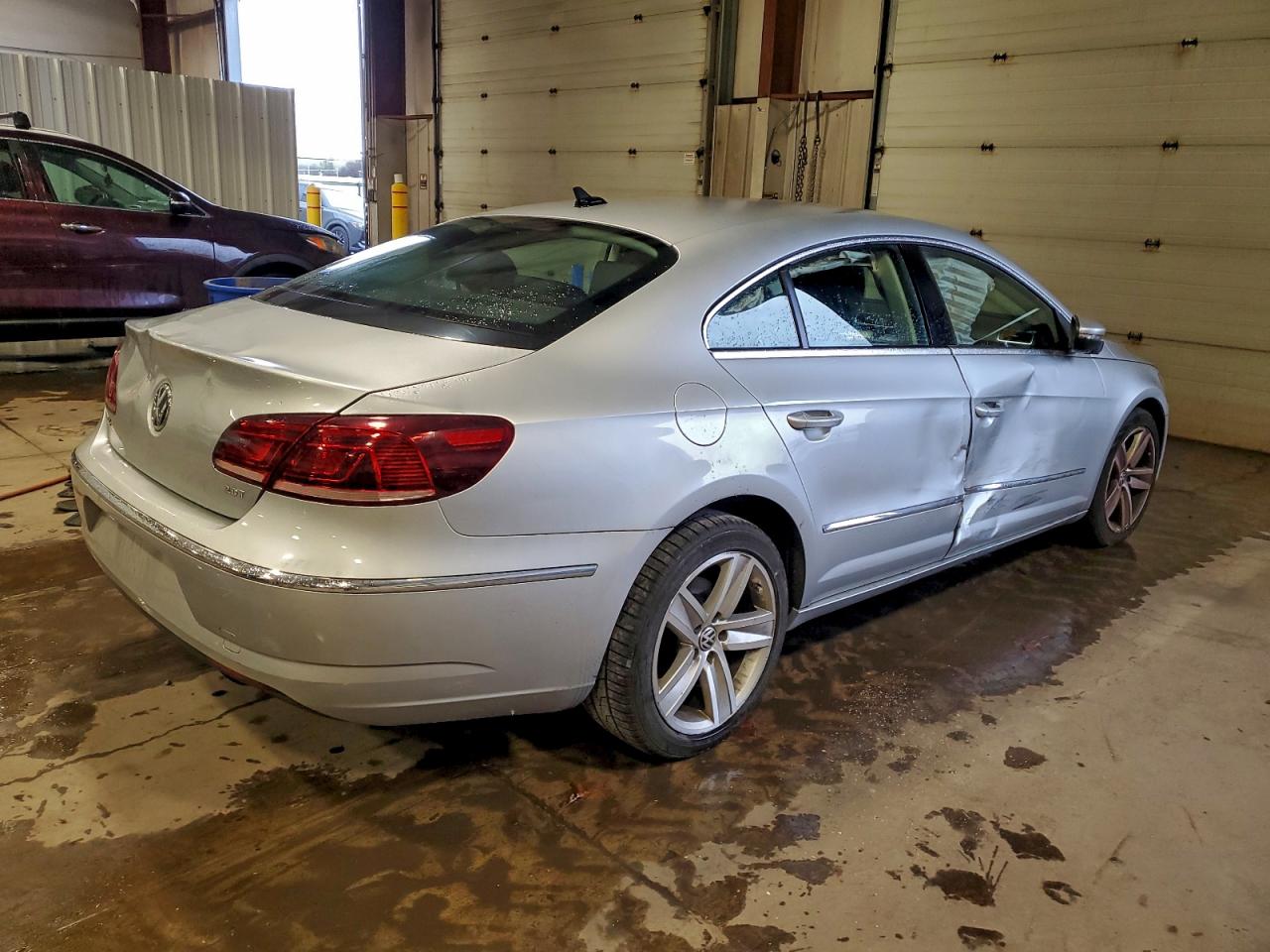 VOLKSWAGEN CC SPORT