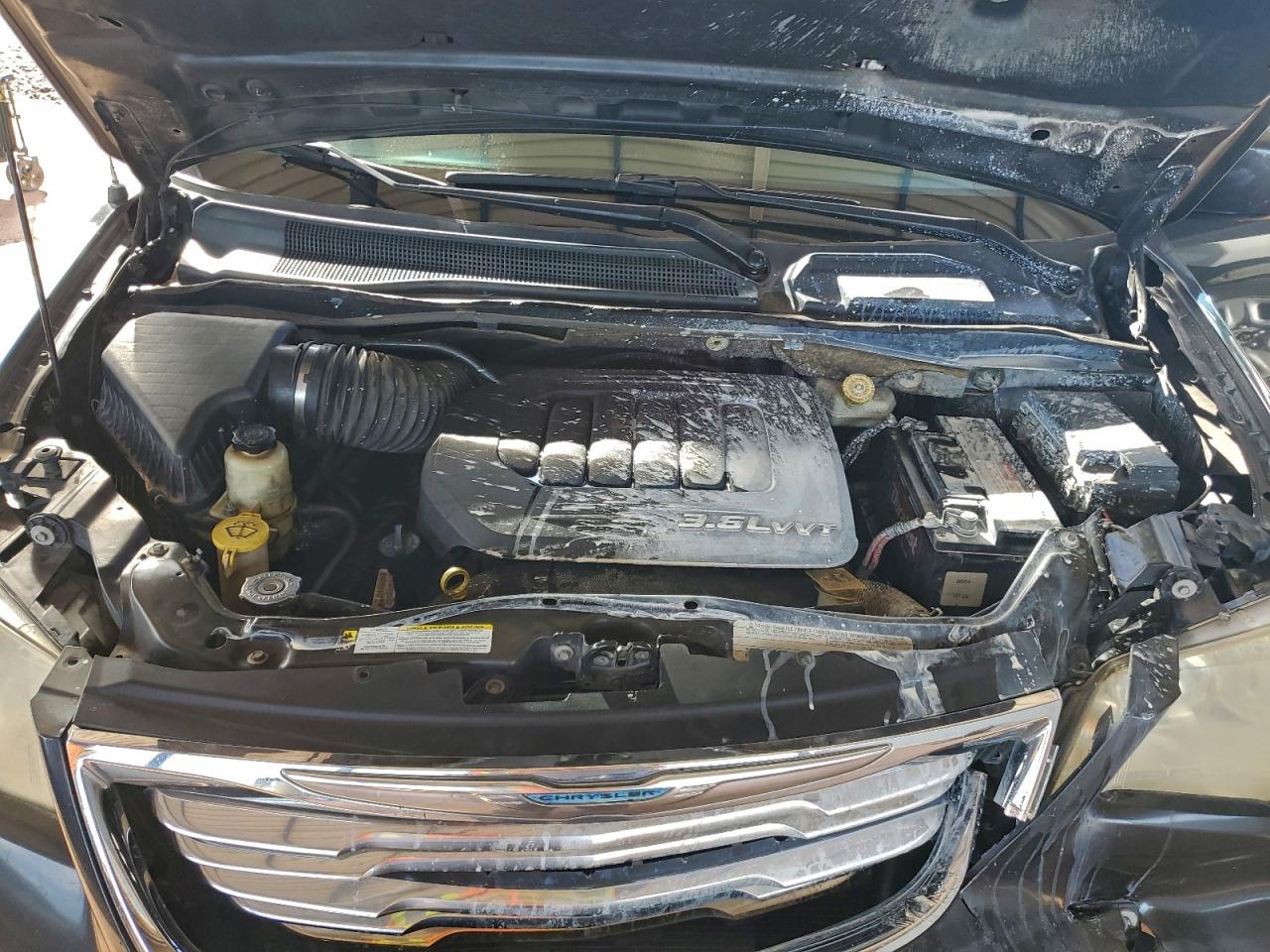 CHRYSLER TOWN & COUNTRY TOURING