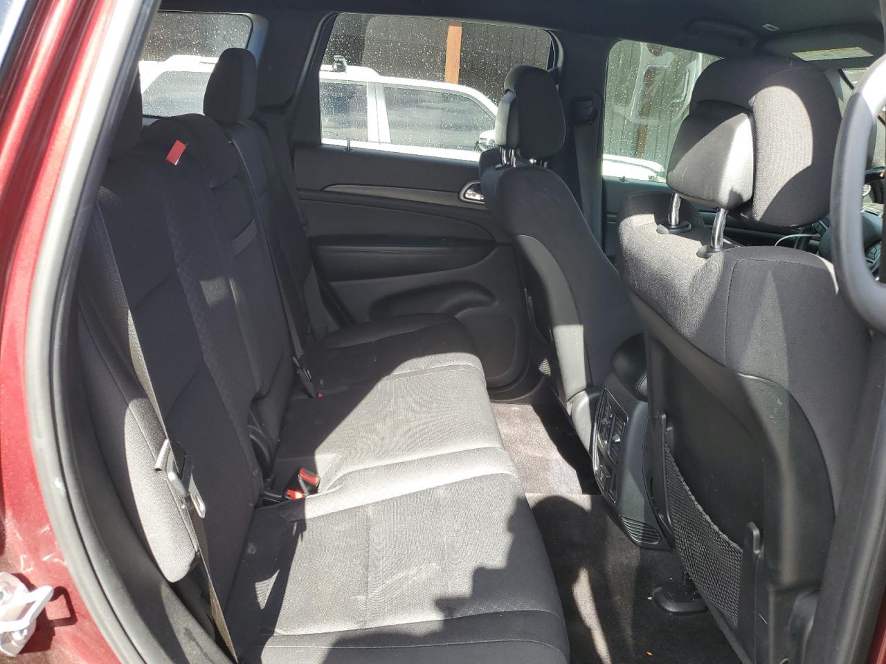 JEEP GRAND CHEROKEE LAREDO