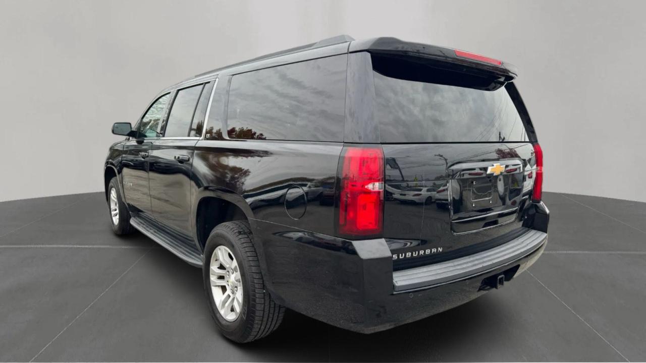 CHEVROLET SUBURBAN C1500 LT