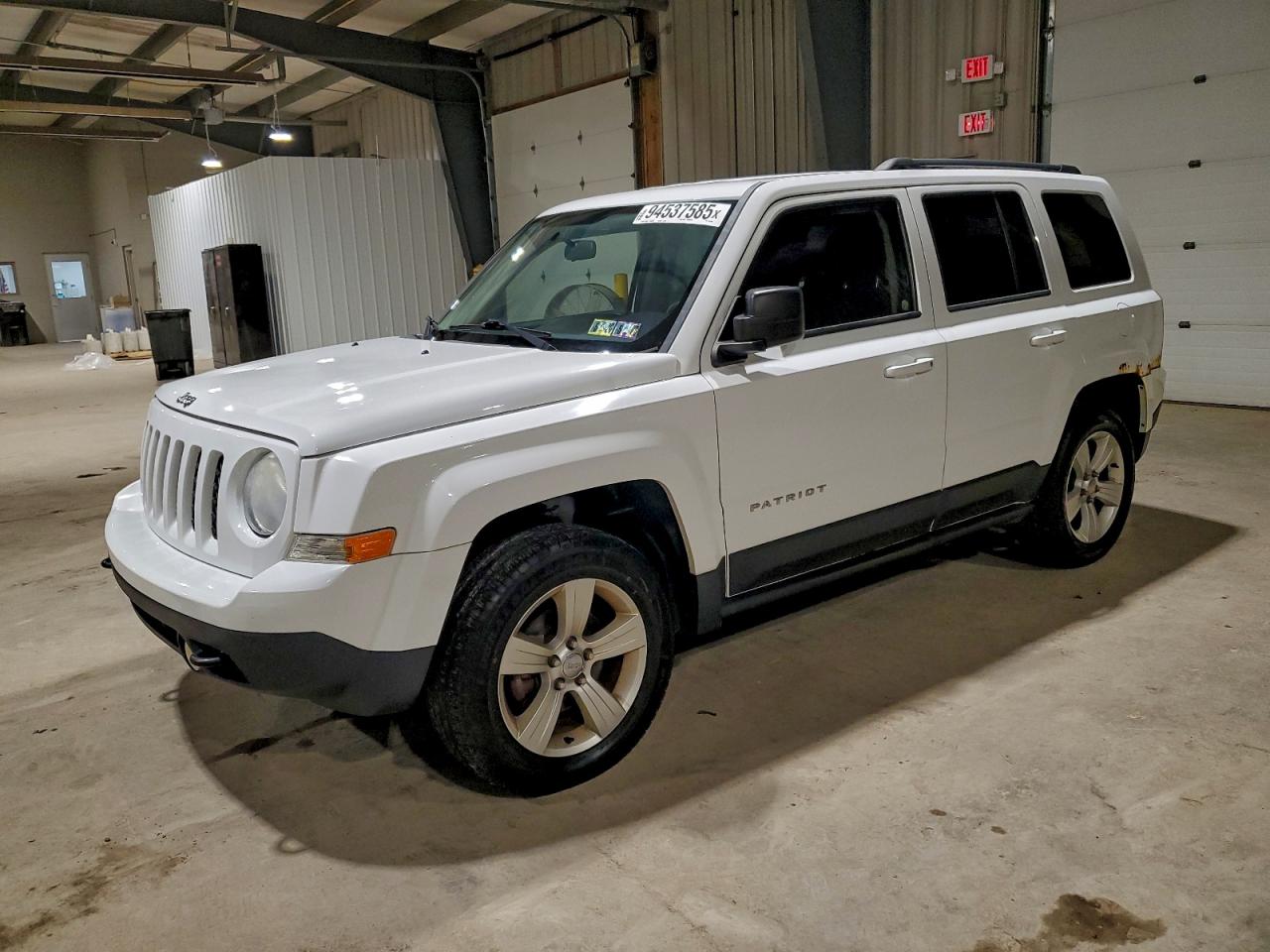 Lot #3302694033 2014 JEEP PATRIOT LA