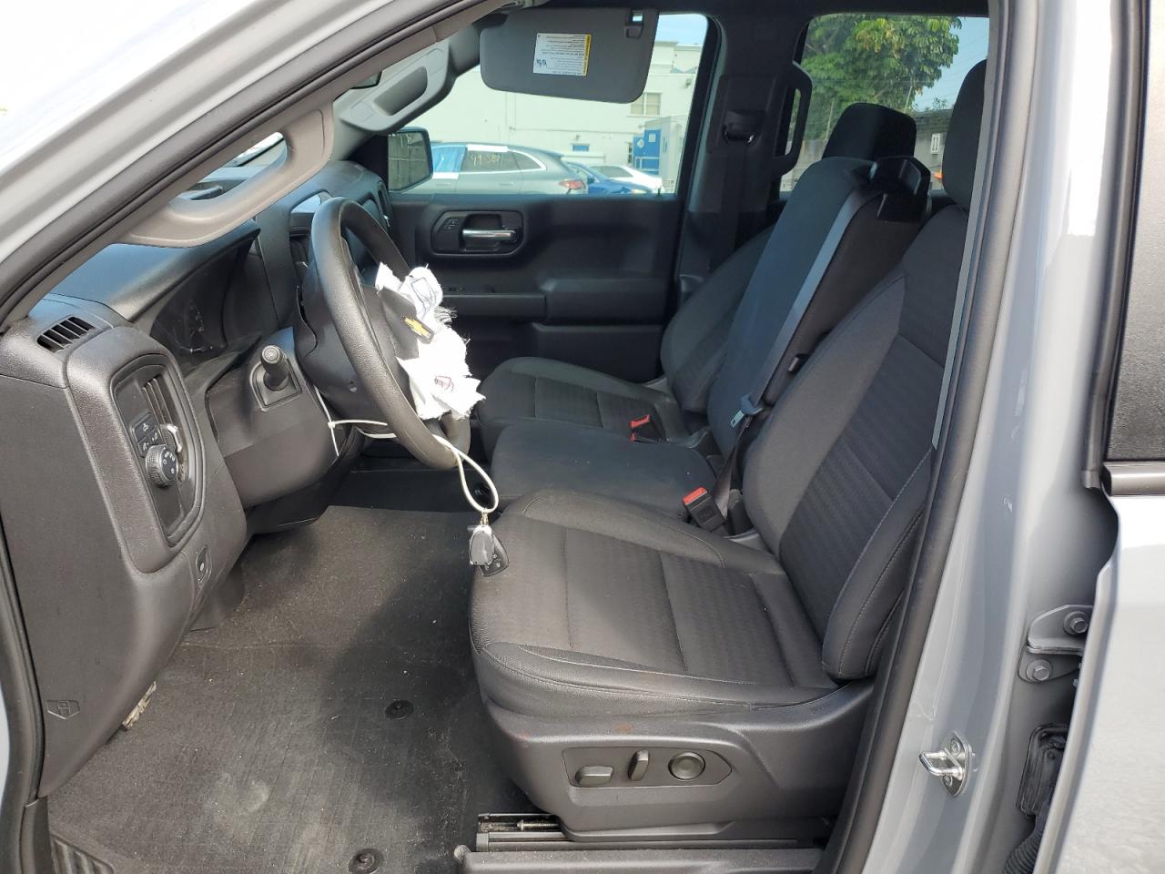 CHEVROLET SILVERADO C1500 CUSTOM