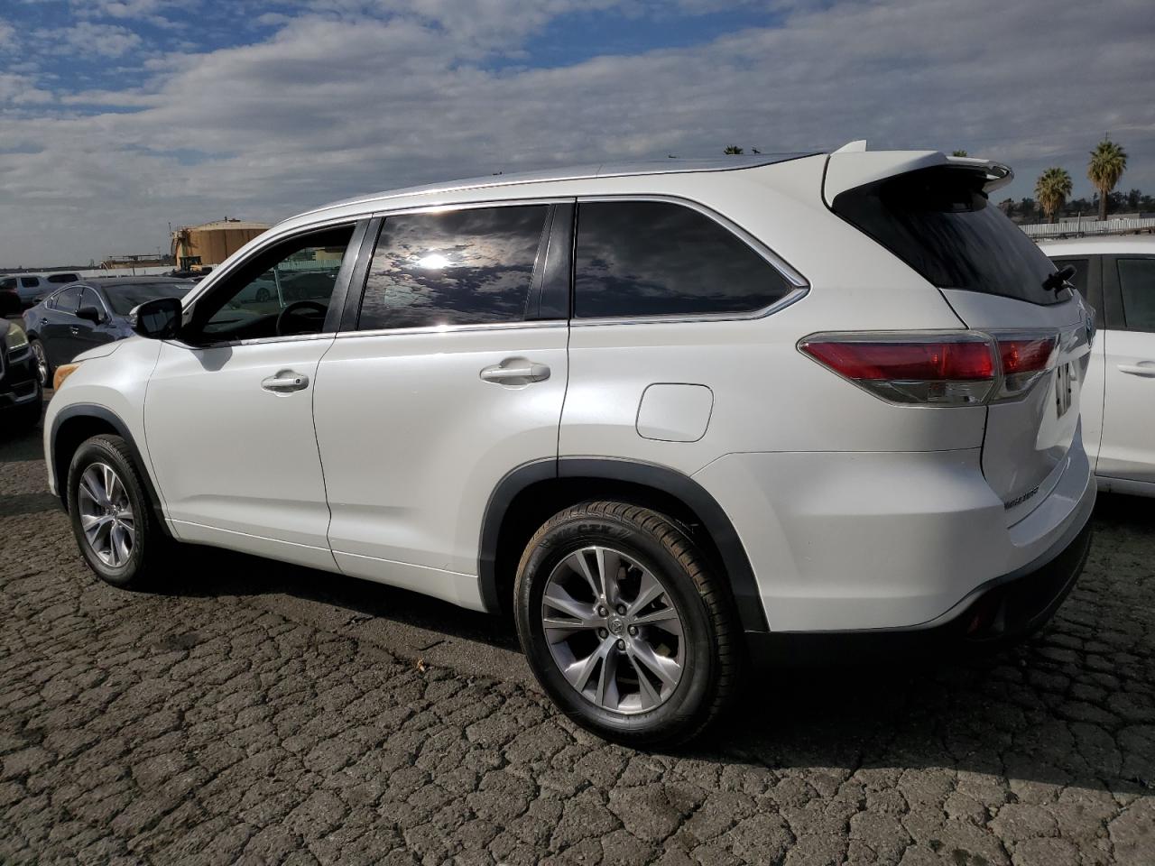 TOYOTA HIGHLANDER XLE