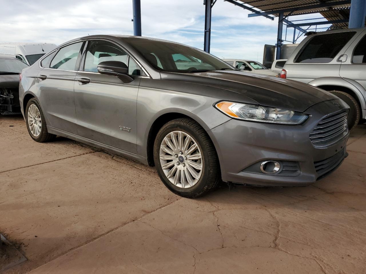 FORD FUSION SE PHEV