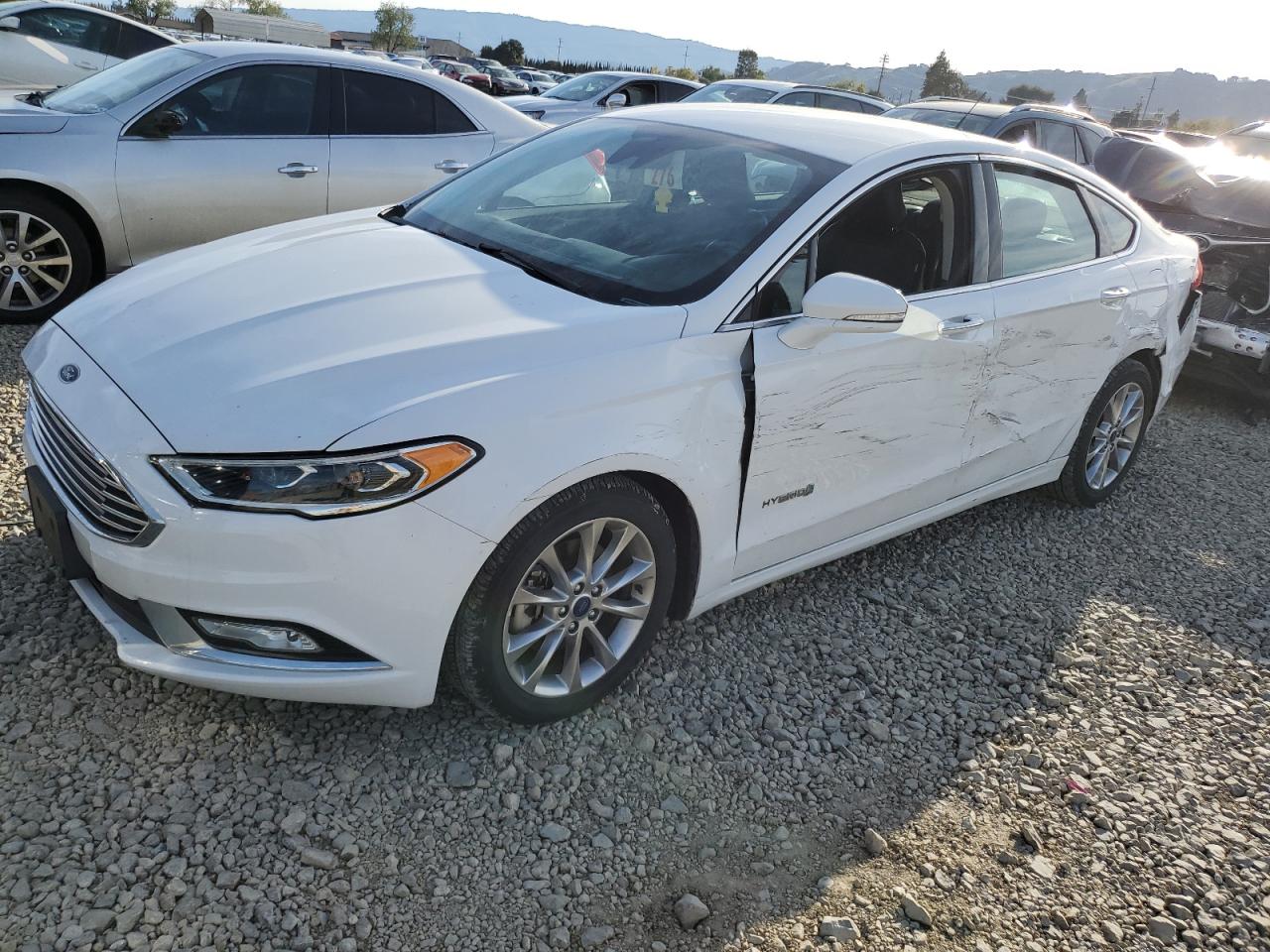 FORD FUSION SE HYBRID