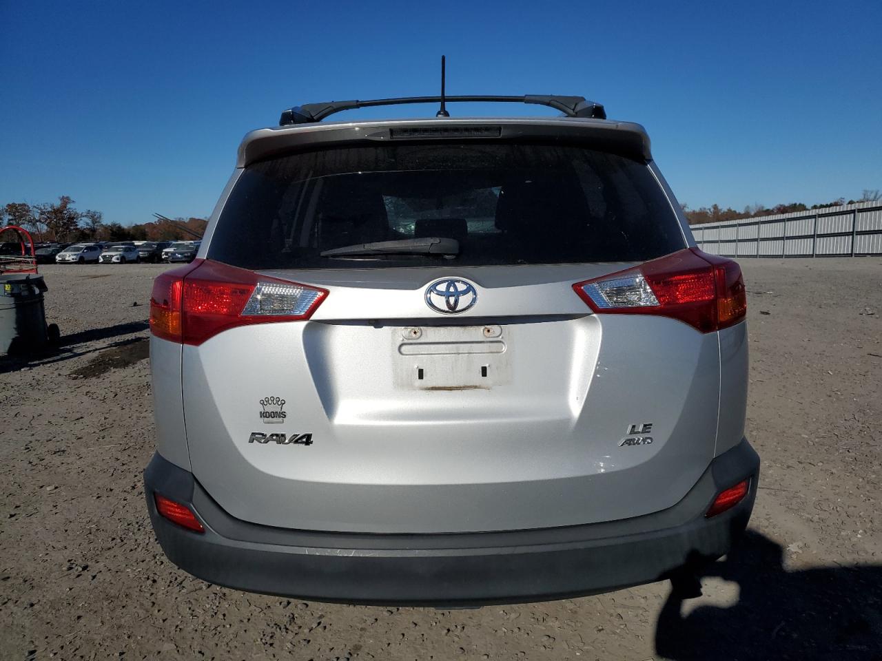 TOYOTA RAV4 LE