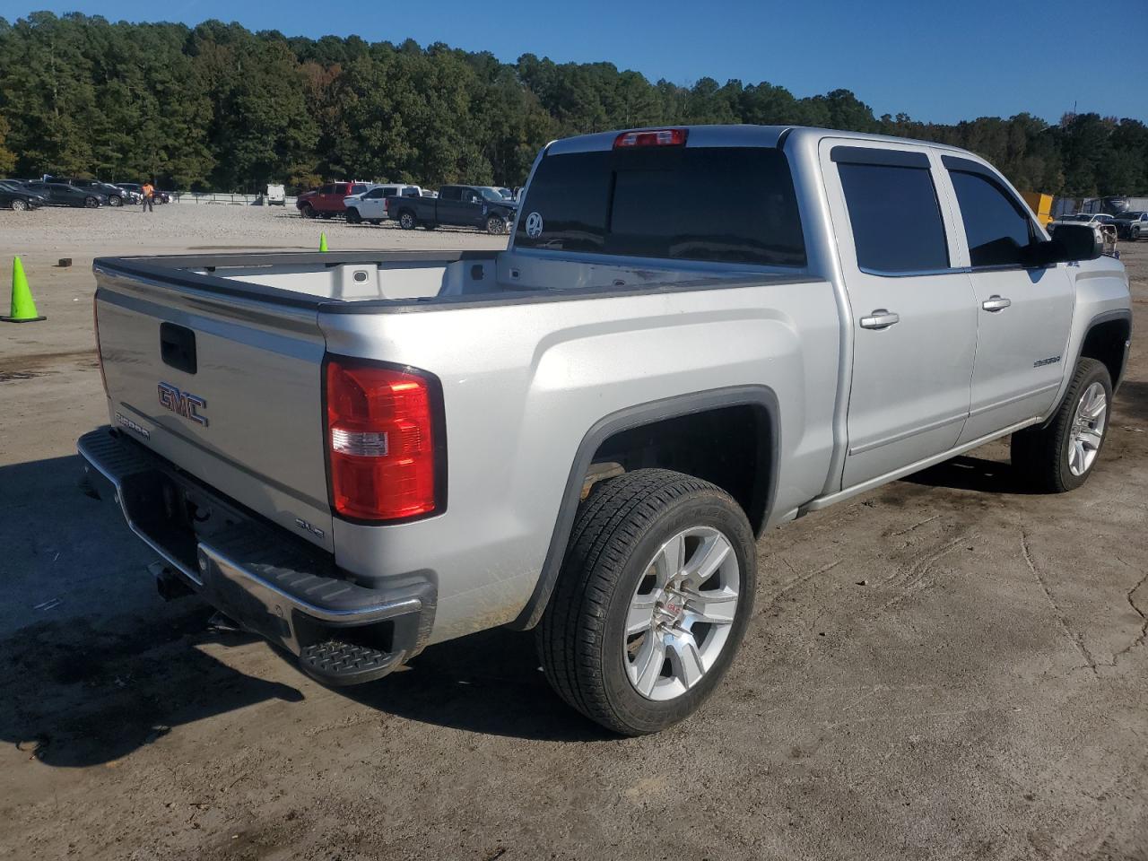 GMC SIERRA K1500 SLE