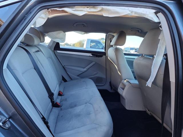 2016 VOLKSWAGEN PASSAT S #3285736656