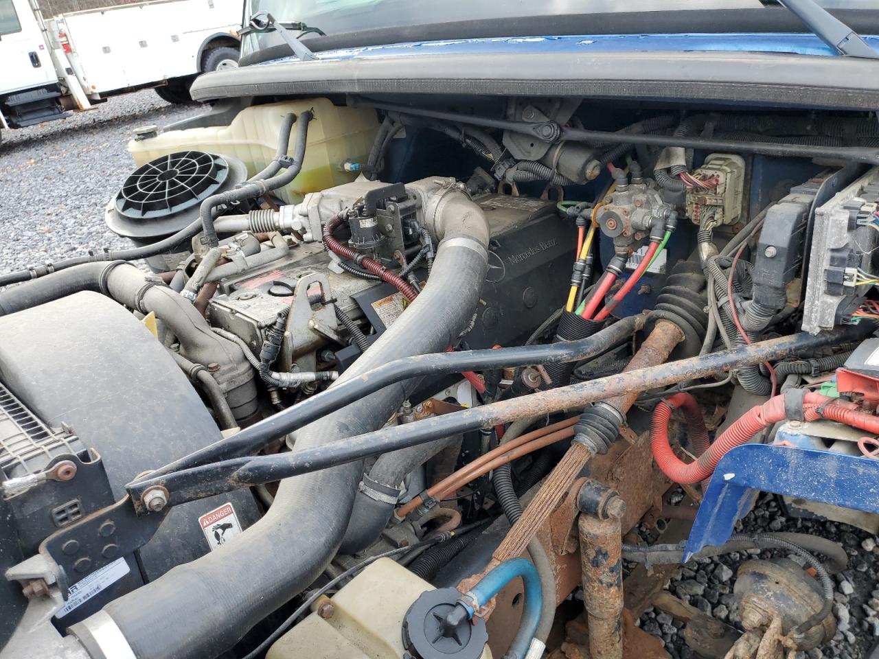 Lot #3292383281 2007 FREIGHTLINER M2 106 MED