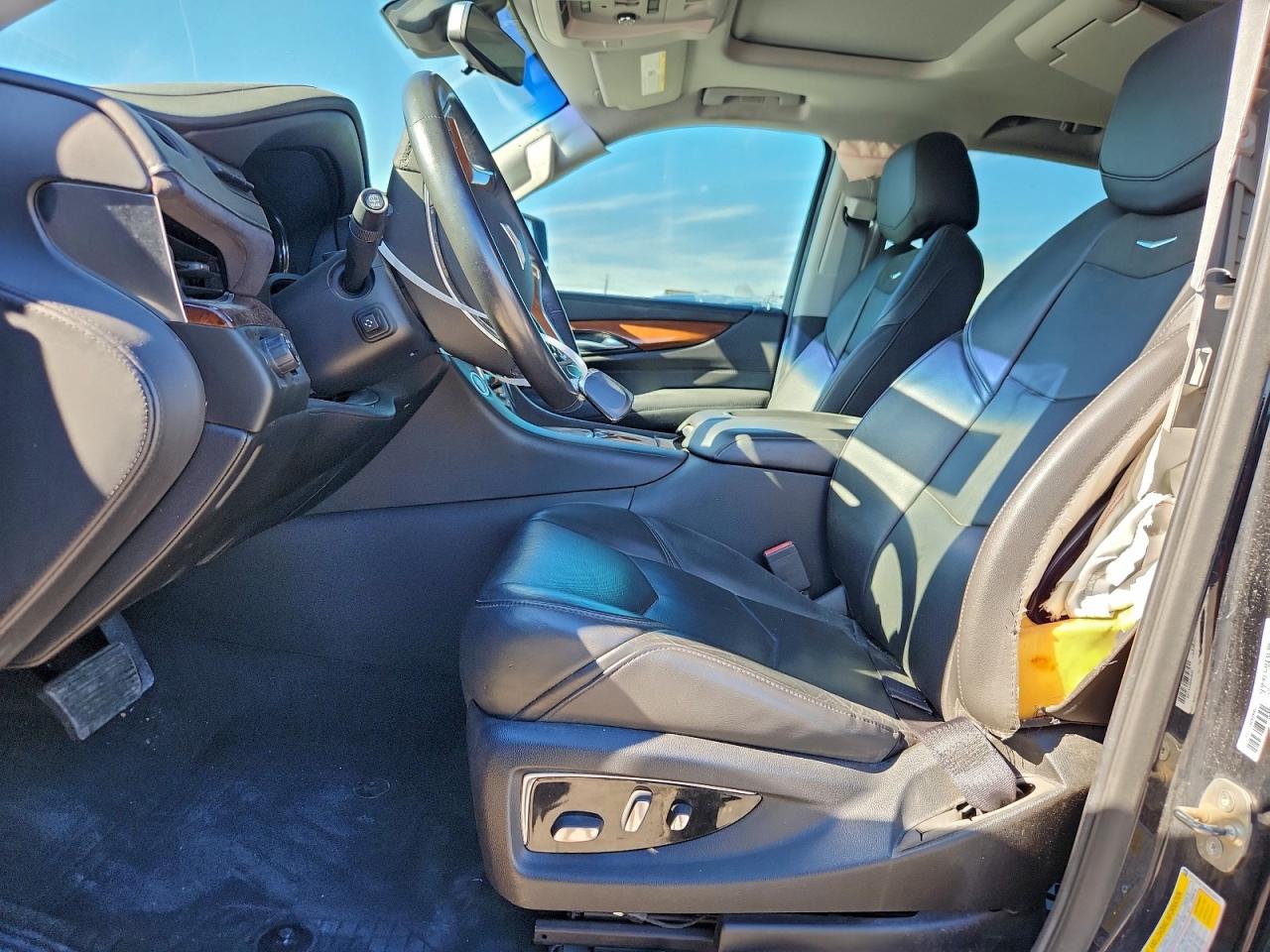 CADILLAC ESCALADE ESV PREMIUM LUXURY