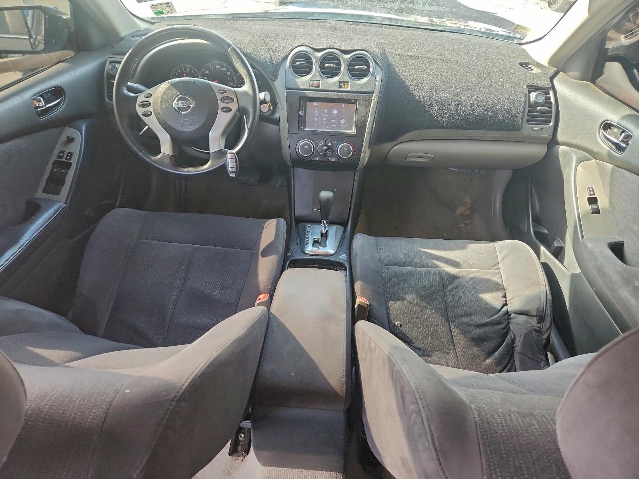 NISSAN ALTIMA BASE