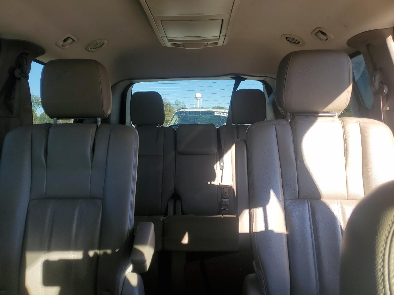 CHRYSLER TOWN & COUNTRY TOURING