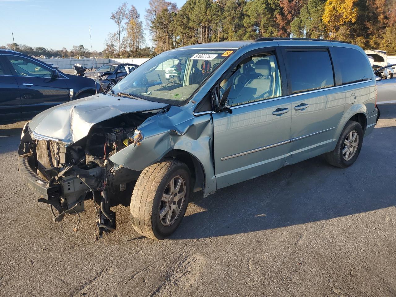 CHRYSLER TOWN & COUNTRY TOURING