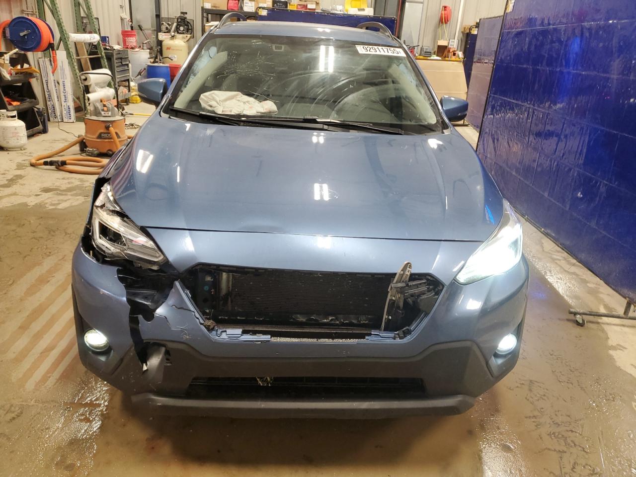 SUBARU CROSSTREK LIMITED