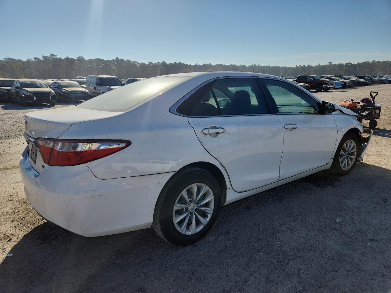 TOYOTA CAMRY LE