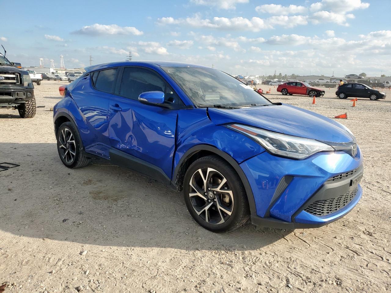 TOYOTA C-HR XLE