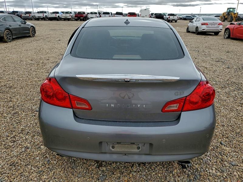 2011 INFINITI G37 BASE #3304571480