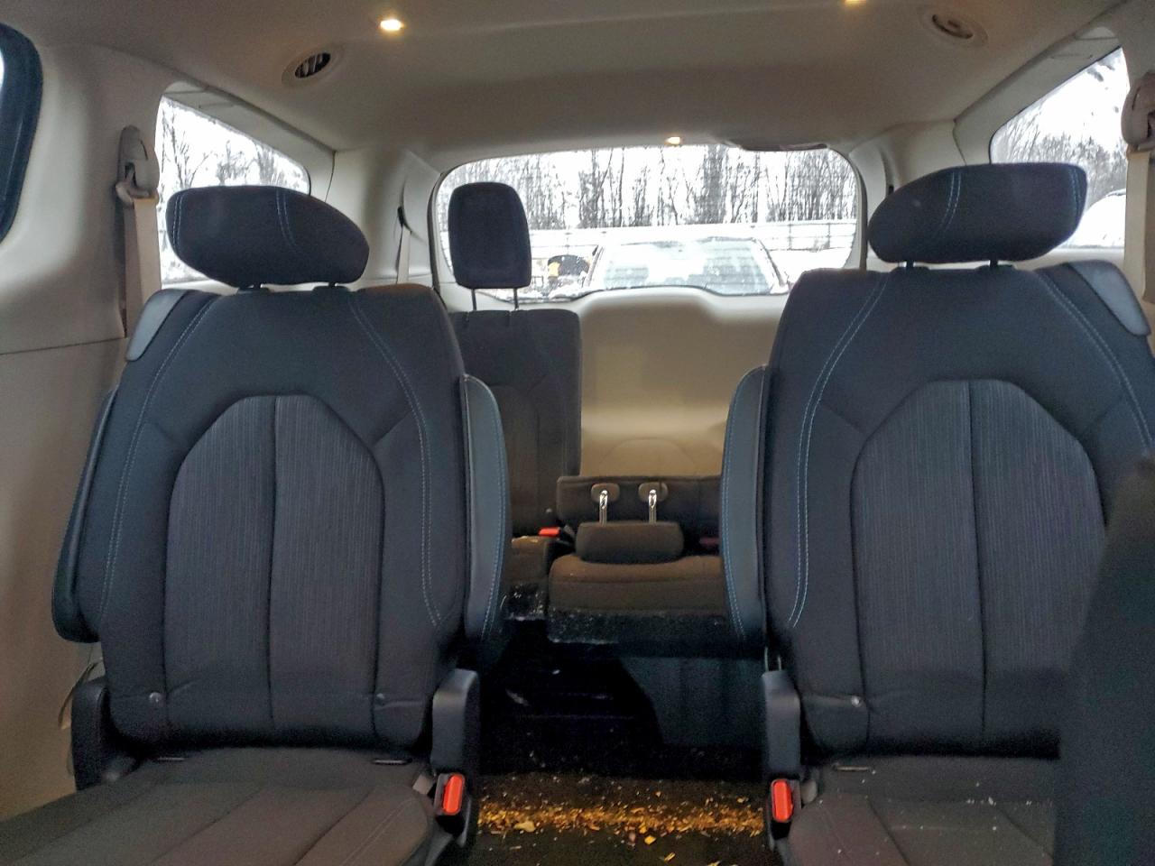 CHRYSLER PACIFICA TOURING