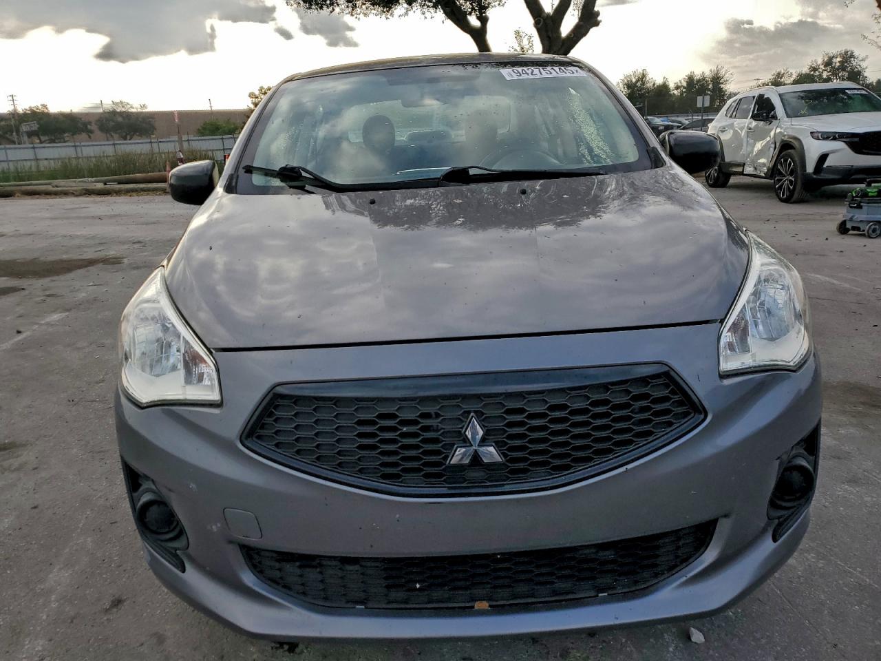 MITSUBISHI MIRAGE G4 SE