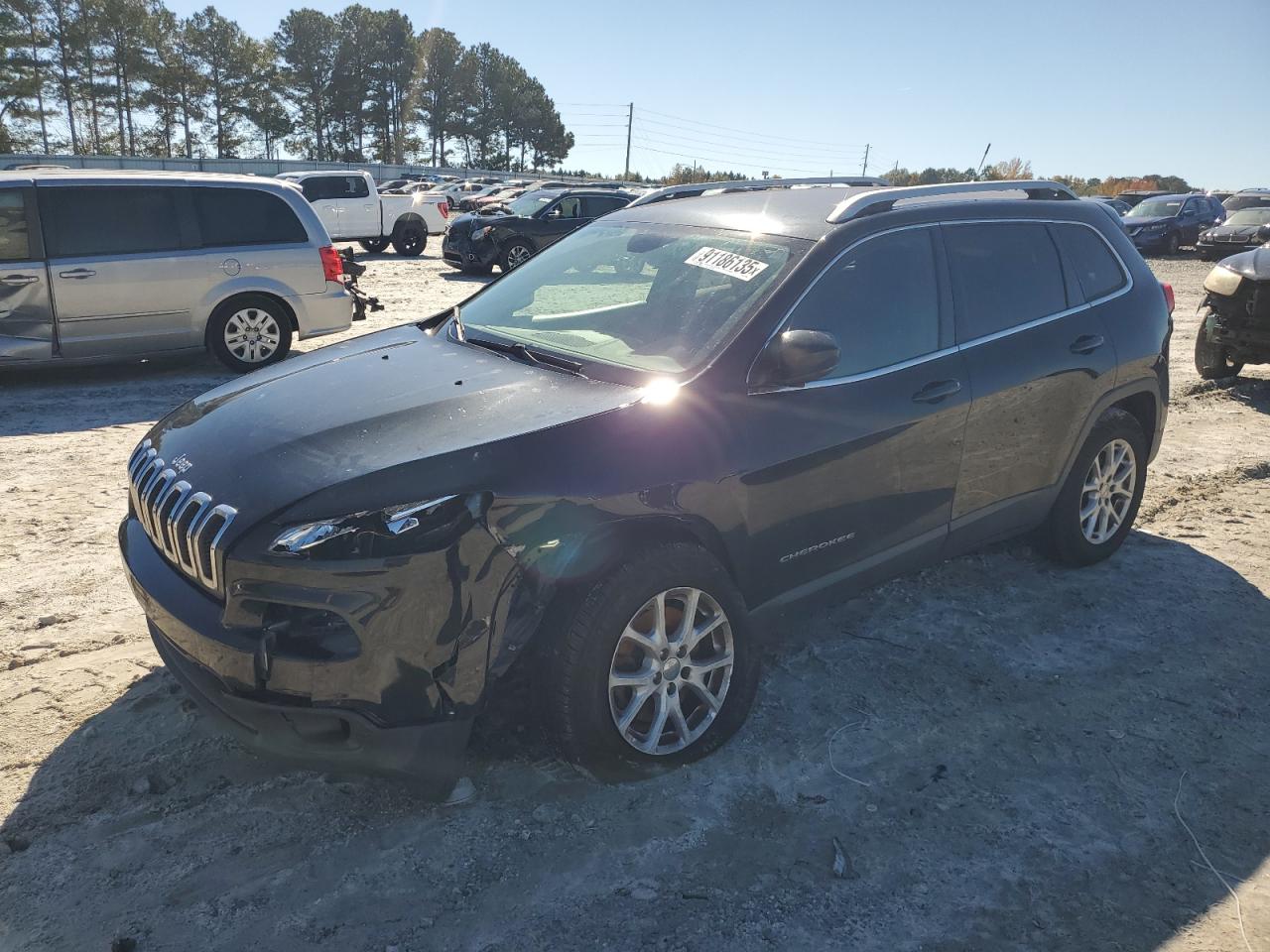 Lot #3302706051 2015 JEEP CHEROKEE L