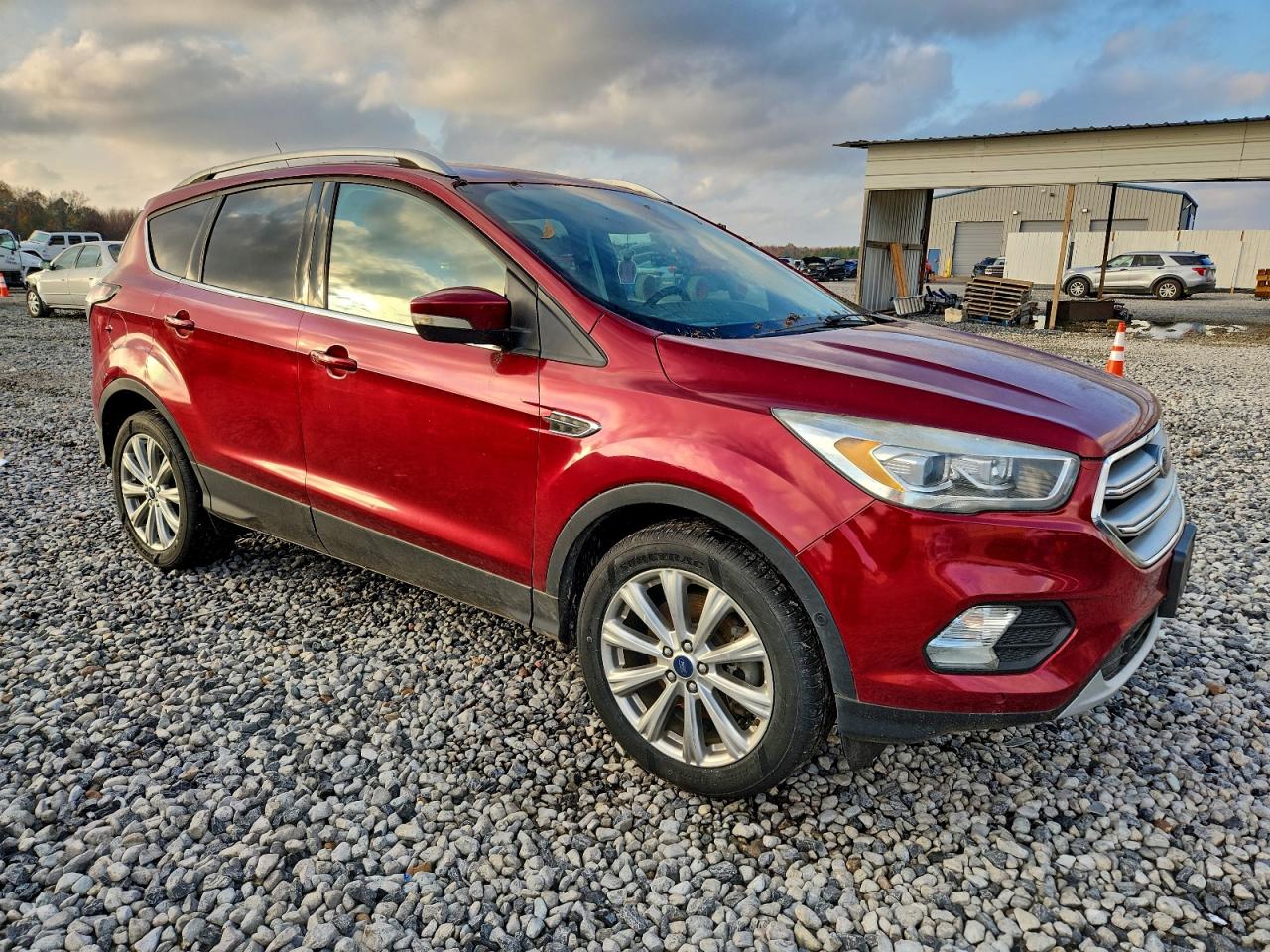 FORD ESCAPE TITANIUM