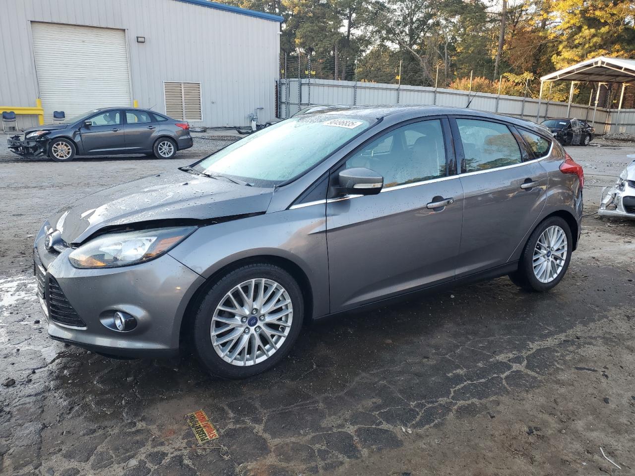 FORD FOCUS TITANIUM