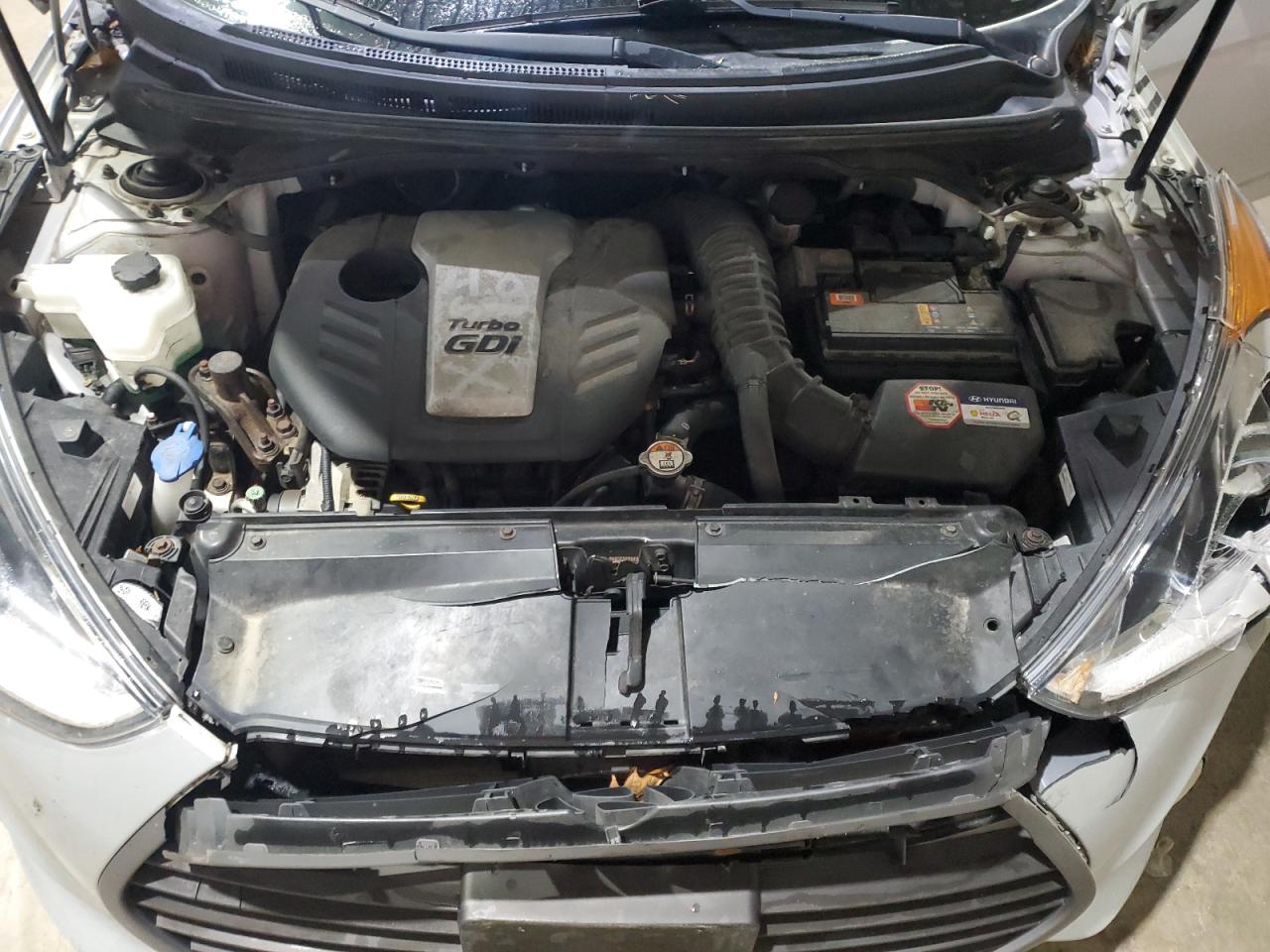 HYUNDAI VELOSTER TURBO