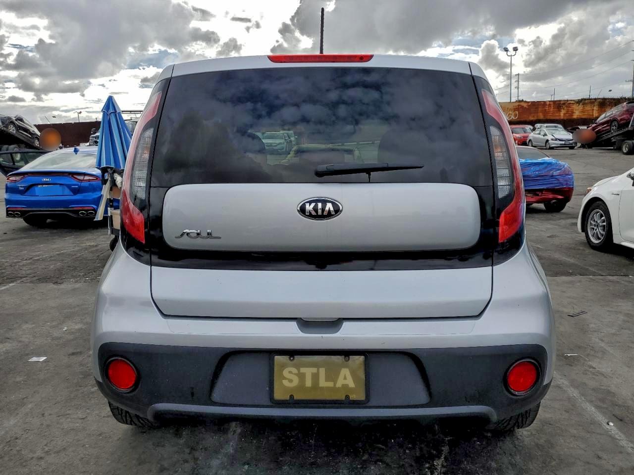 KIA SOUL